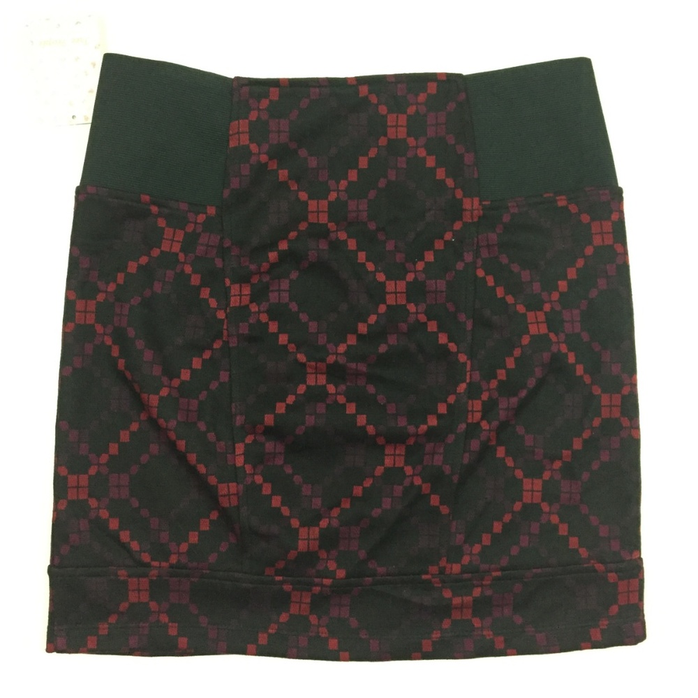 NWT FREE PEOPLE Printed Pull On Soft Skirt - Picture 6 of 6